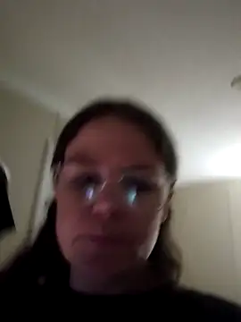 Snapshot of velvetta_ chatting on January 12, 5:34 am velvetta online show from January 12, 5:34 am
