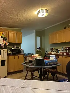 Snapshot of velvetta_ chatting on December 5, 7:12 pm velvetta online show from December 5, 7:12 pm