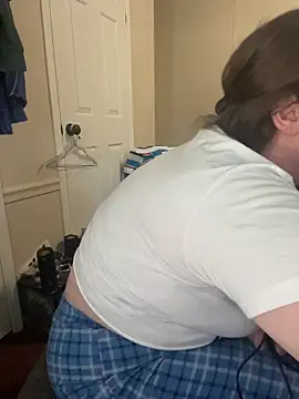 Snapshot of velvetta_ chatting on October 30, 5:54 pm velvetta online show from October 30, 5:54 pm