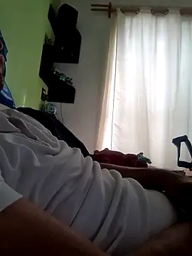 josehot151515 online show from April 30, 2:46 pm