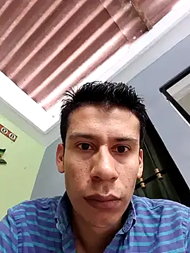josehot151515 online show from January 25, 2:47 pm