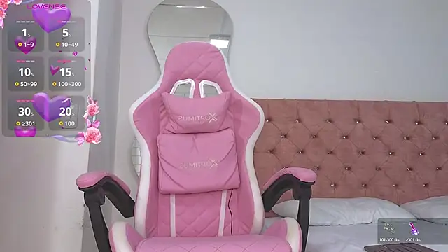 Tiphani walker  online show from April 12, 11:35 am