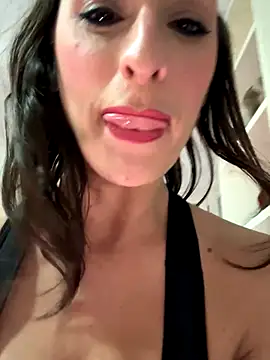 AthenaStar online show from January 7, 11:21 pm