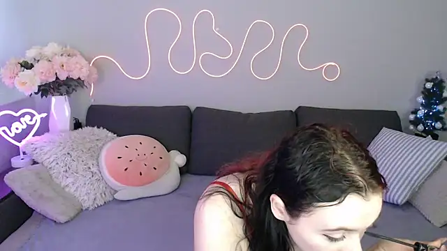 Mini Diva online show from December 20, 9:23 am