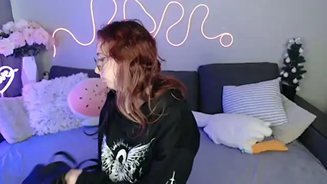 Mini Diva online show from March 20, 9:10 am