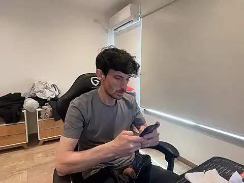 Snapshot of nicolaaaaas chatting on October 19, 2:53 pm nicolaaaaas online show from October 19, 2:53 pm