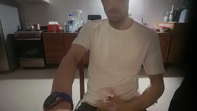 nicolaaaaas online show from February 21, 7:32 am