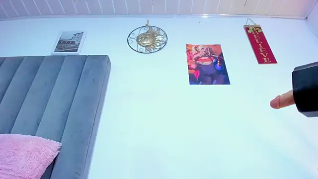 Snapshot of bathory_vamps chatting on February 28, 4:10 pm bathory vamps online show from February 28, 4:10 pm