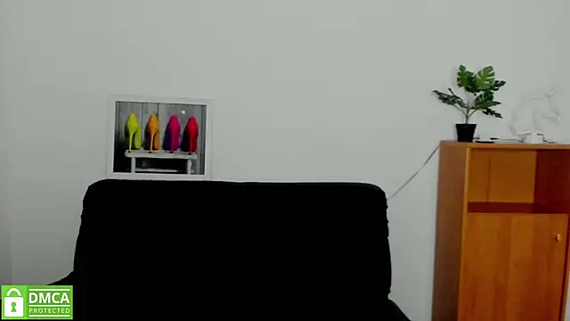 annakillianox online show from October 12, 5:31 am