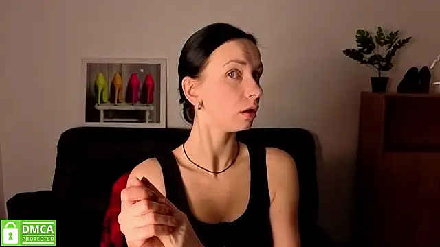 annakillianox online show from February 28, 6:24 am