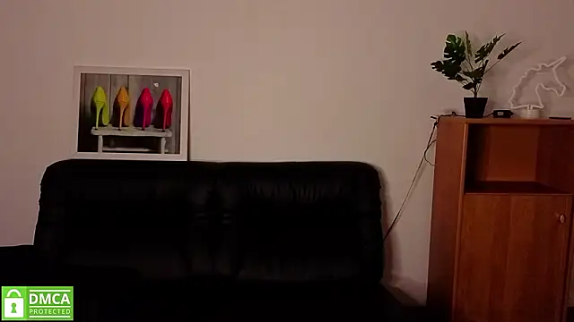 annakillianox online show from February 3, 12:32 pm