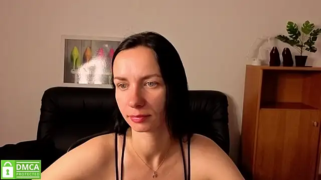 Snapshot of annakillianox chatting on July 8, 5:30 am annakillianox online show from July 8, 5:30 am