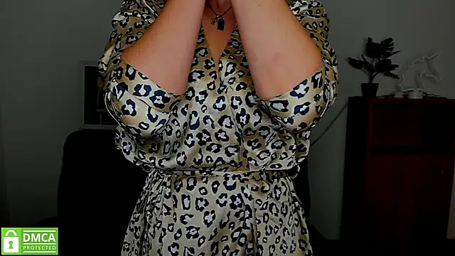 annakillianox online show from September 20, 5:23 am