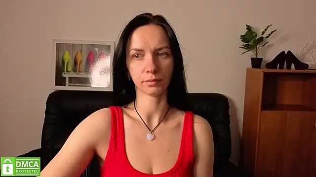 Snapshot of annakillianox chatting on June 23, 5:27 am annakillianox online show from June 23, 5:27 am