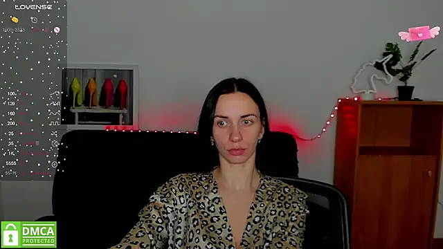 annakillianox online show from March 18, 12:39 pm