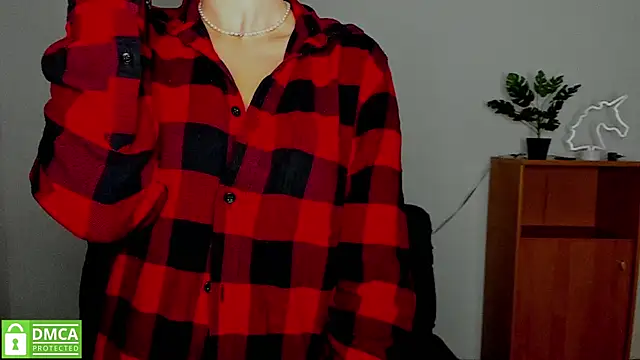 annakillianox online show from November 6, 6:28 am