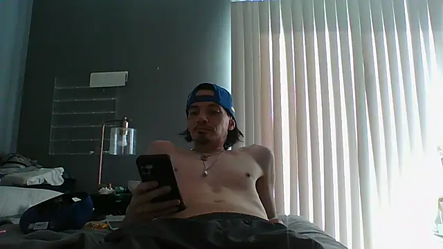 gifted723 online show from December 2, 8:10 pm