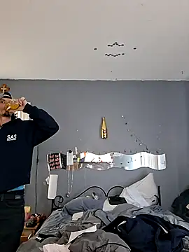 gifted723 online show from September 15, 2:39 pm