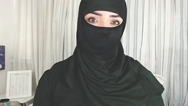 Snapshot of Uzra_hayed chatting on September 9, 6:28 pm Uzra hayed online show from September 9, 6:28 pm
