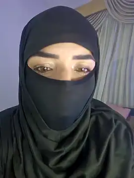 Snapshot of Uzra_hayed chatting on October 7, 7:59 pm Uzra hayed online show from October 7, 7:59 pm