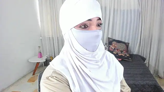Uzra hayed online show from May 14, 2:14 pm