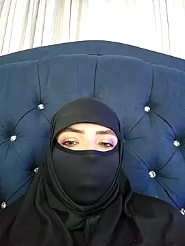 Snapshot of Uzra_hayed chatting on February 21, 2:06 am Uzra hayed online show from February 21, 2:06 am