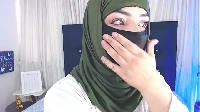 Snapshot of Uzra_hayed chatting on September 12, 12:38 pm Uzra hayed online show from September 12, 12:38 pm