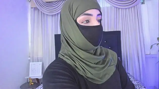 Uzra hayed online show from February 12, 7:35 pm