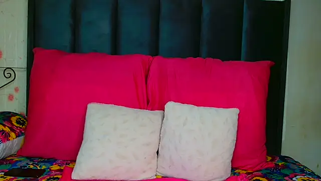 Kiaralane xx online show from March 6, 12:19 pm