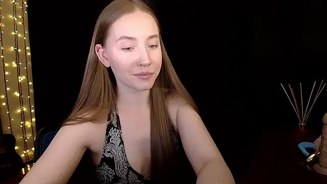 SindiWatsoon online show from March 27, 2:18 pm