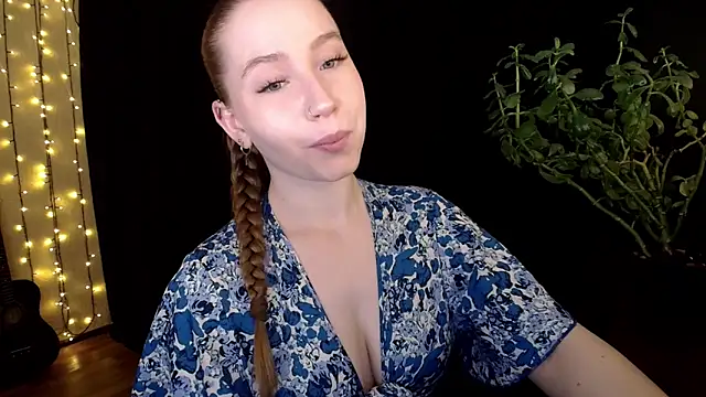 SindiWatsoon online show from October 17, 1:35 pm