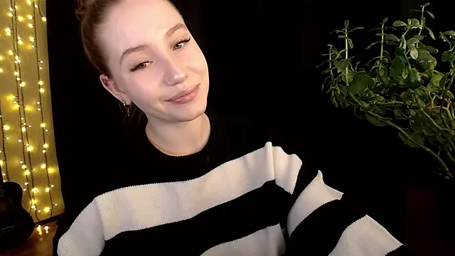 SindiWatsoon online show from October 1, 1:15 pm