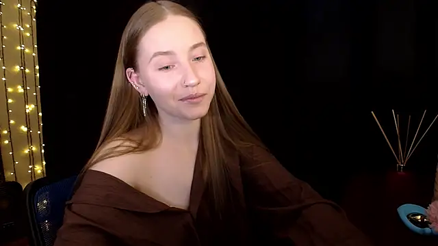 SindiWatsoon online show from March 16, 3:15 pm