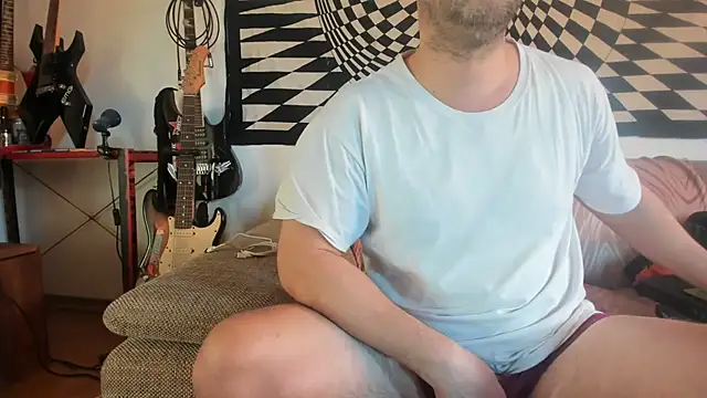 Snapshot of soulfuck92 chatting on January 3, 1:57 pm soulfuck92 online show from January 3, 1:57 pm