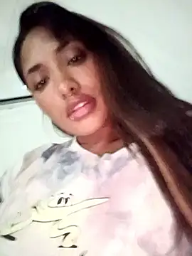 VictoireFeller online show from May 31, 3:45 am