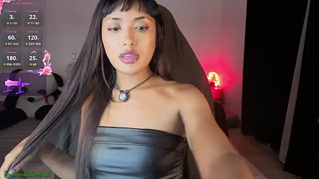 VictoireFeller online show from March 23, 2:11 am