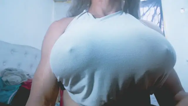 DanielaMuscleTS online show from March 25, 8:08 pm