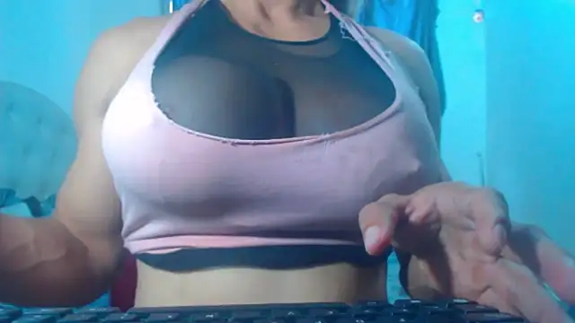 DanielaMuscleTS online show from March 3, 6:37 pm