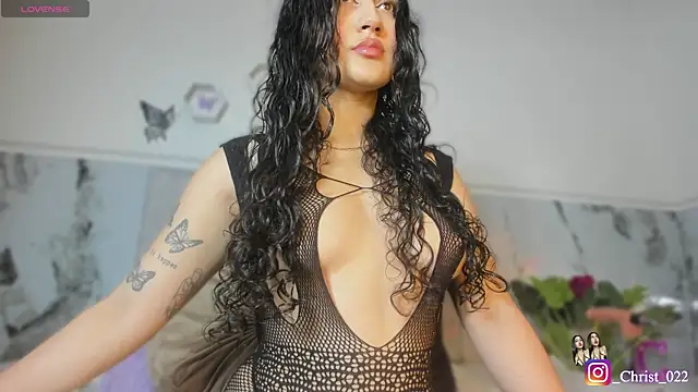 christal cutee online show from April 14, 4:28 am