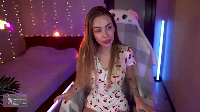 Kamila icee online show from January 6, 8:46 pm