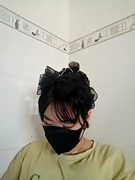 Snapshot of Love_sex25xx chatting on February 12, 1:52 am Love sex25xx online show from February 12, 1:52 am