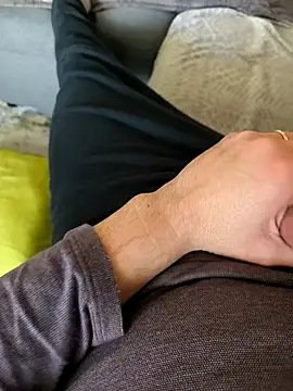 onbifeet online show from January 11, 12:34 pm