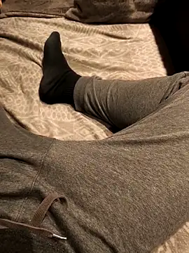 onbifeet online show from December 18, 7:50 pm