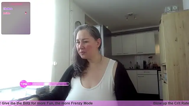 MilfGina online show from October 30, 8:45 am