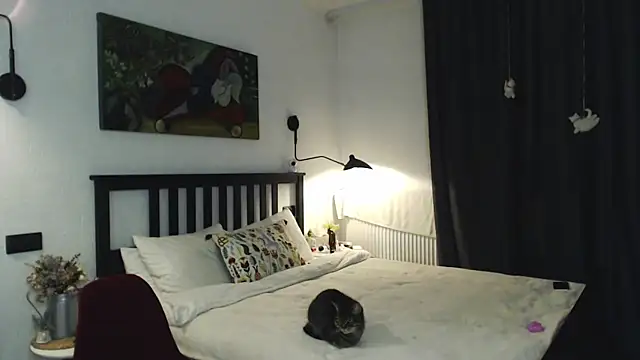 winter  sun online show from November 14, 1:59 pm