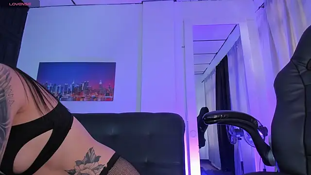 sam carsonx online show from March 5, 8:42 pm