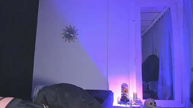 sam carsonx online show from November 15, 9:52 pm