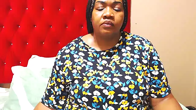 Snapshot of MIGHTYASSS chatting on March 19, 5:52 am MIGHTYASSS online show from March 19, 5:52 am