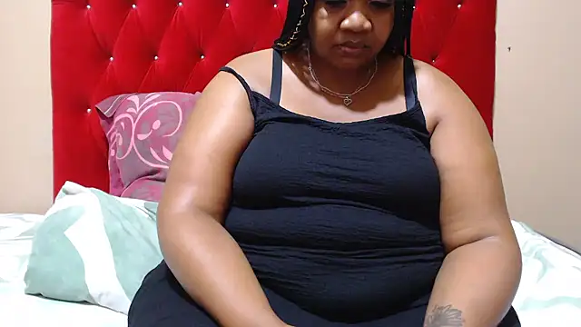 MIGHTYASSS online show from January 17, 8:40 am