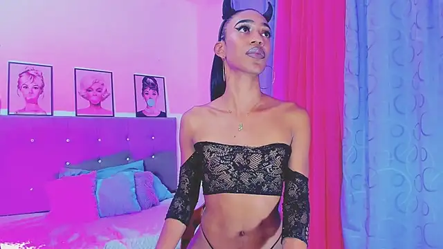 Kimberly thompsom online show from February 7, 3:23 am